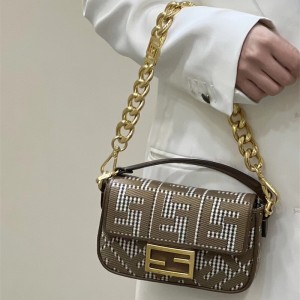 펜디 FENDI 바게트백 19CM