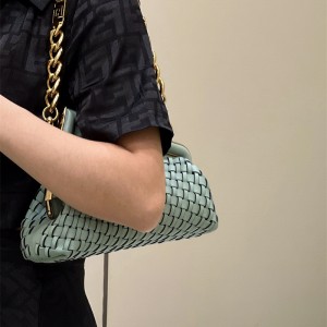 펜디 FENDI 퍼스트백 26CM