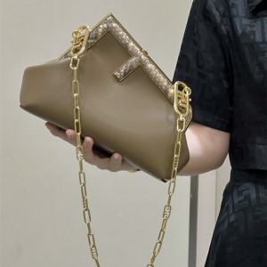 펜디 FENDI 퍼스트백 26CM