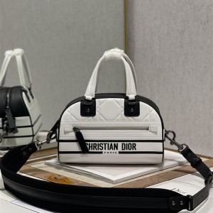 디올 DIOR  볼링백  25cm