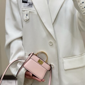 펜디 FENDI 피카부백 수퍼미니 10CM