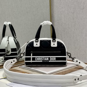 디올 DIOR  볼링백  25cm
