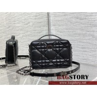 디올 DIOR 카메라백 