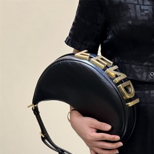 펜디 FENDI 그래피 스몰 