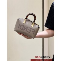 펜디 FENDI 바이더웨이 보스턴백 17CM