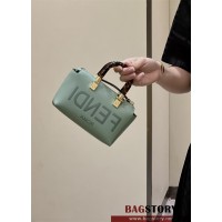 펜디 FENDI 바이더웨이 보스턴백 17CM