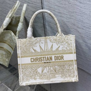 디올 DIOR 북토트백26.5CM