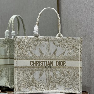 디올 DIOR 북토트백42CM