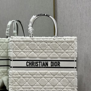 디올 DIOR 북토트백42CM