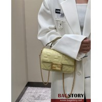 펜디 FENDI 바게트백 19CM