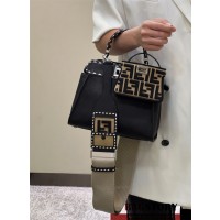 펜디 FENDI  피카부백 23CM