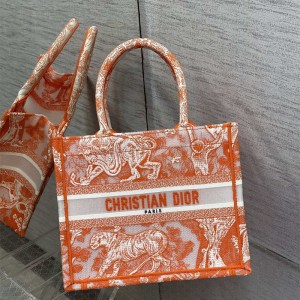 디올 DIOR 북토트백26.5CM