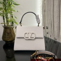 발렌티노 Valentino