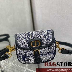디올 DIOR  바비백18CM