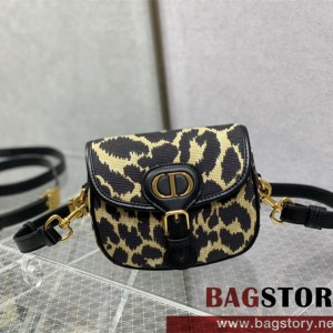 디올 DIOR  바비백18CM