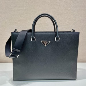 프라다 PRADA  로고 사피아노 레더브리프 케이스 2VG101