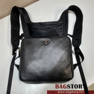 프라다 로고 장식 가죽 백팩  2VZ093
