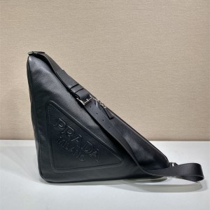 프라다 트라이앵글 캔버스 크로스백 2VY007