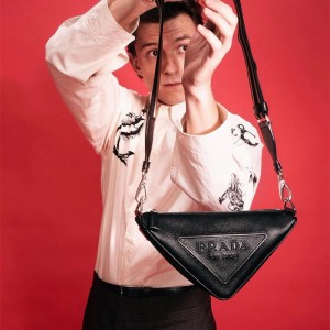 프라다 PRADA 남성 남자 2VH155 트라이앵글 로고 숄더 크로스백 2VH155
