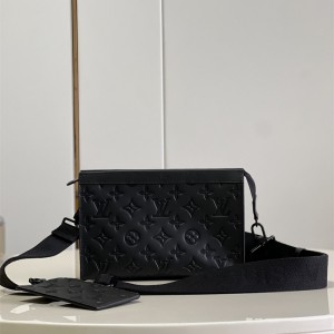 루이비통 Louis Vuitton  가스통 웨어러블 월릿 M81115