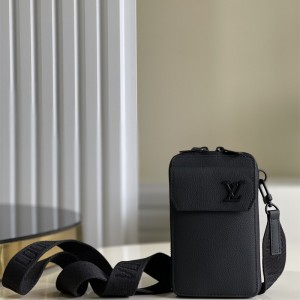 루이비통 Louis Vuitton   LV 에어로그램 폰 파우치  M57089