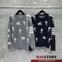 톰브라운 THOM BROWNE 스웨터