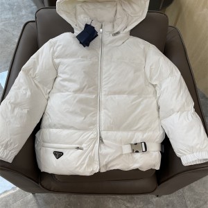 프라다 PRADA 패딩