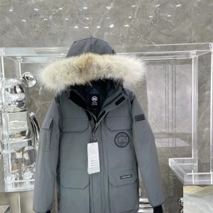 캐나다구스 CANADA GOOSE 패딩