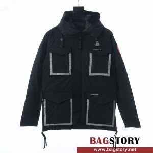 캐나다구스 CANADA GOOSE 패딩
