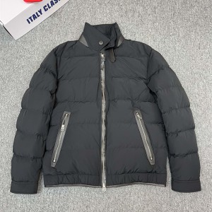 톰포드  TOM FORD 패딩