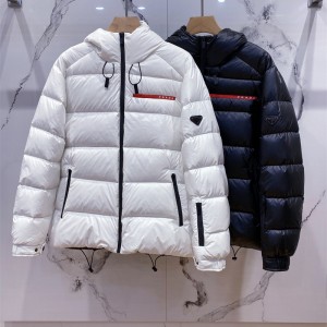 프라다 PRADA 패딩