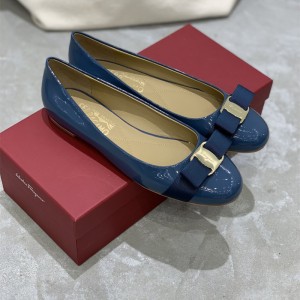 페라가모 Ferragamo 로퍼 구두 슈즈