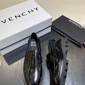 지방시 GIVENCHY 로퍼 구두 슈즈