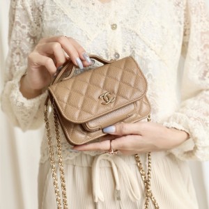 샤넬 CHANEL 탑핸들 플랩백