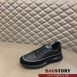 프라다 PRADA 스니커즈 운동화 신발