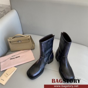 미우미우 MIUMIU 부츠 워커