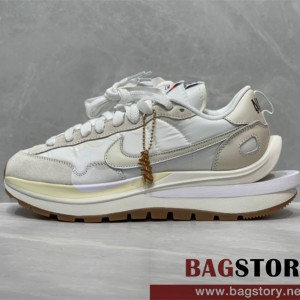 나이키 NIKE 사카이 스니커즈 운동화 신발