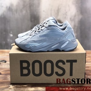 아디다스 ADIDAS 이지부스트700 스니커즈 운동화 신발