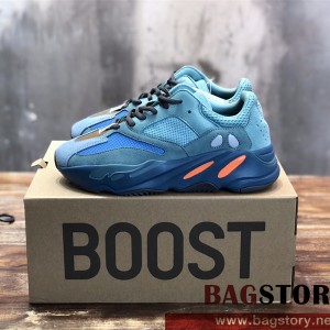 아디다스 ADIDAS 이지부스트700 스니커즈 운동화 신발