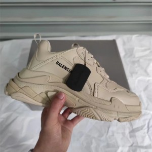 발렌시아가 BALENCIAGA   트리플S 스니커즈 운동화 신발