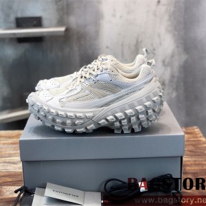 발렌시아가 BALENCIAGA 디펜더 스니커즈 운동화 신발
