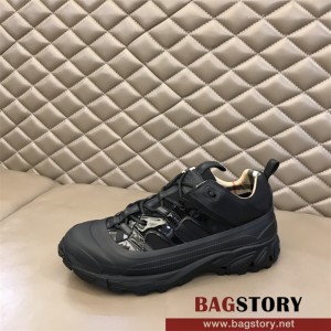 버버리 BURBERRY 스니커즈 운동화 신발