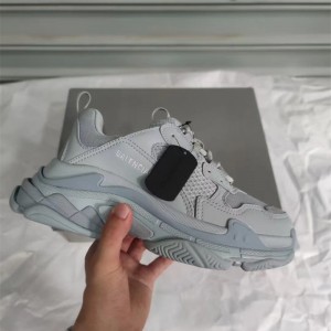 발렌시아가 BALENCIAGA   트리플S
