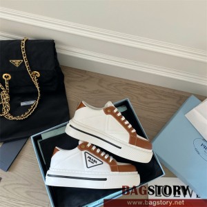 프라다 PRADA 스니커즈 운동화 신발