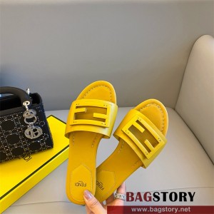 펜디 FENDI 힐 샌들 슬리퍼