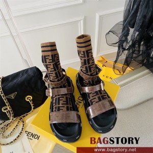 펜디 FENDI 힐 샌들 슬리퍼