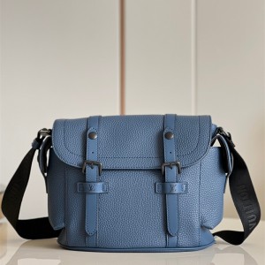 루이비통 Louis Vuitton 크리스토퍼 메신저 M58475