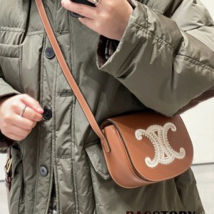 셀린느 가죽 폴코 퀴르 트리오페 숄더백 198263