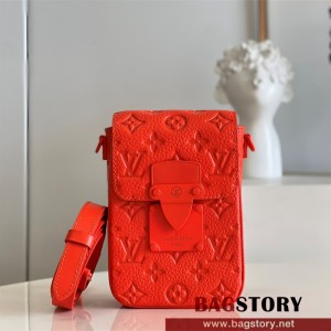 루이비통 Louis Vuitton  S락 버티컬 웨어러블 월릿 M81525