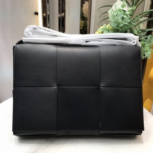 보테가베네타 BV 크로스백